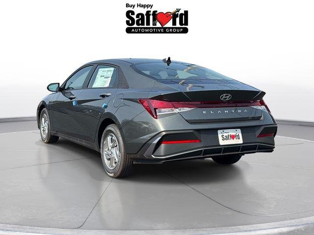 New 2026 Gray Hyundai SE image 5