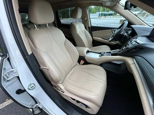 Used 2021  Acura Base image 47
