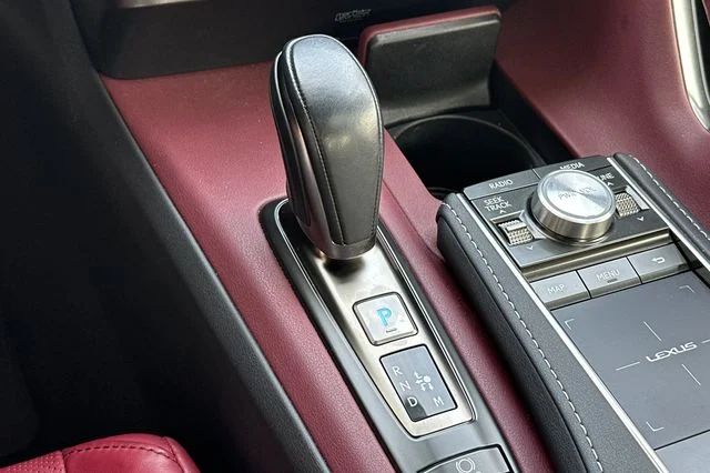 Used 2018  Lexus 500 image 22