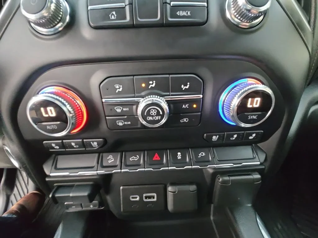 Used 2021 DARK SKY METALLIC GMC AT4 image 17