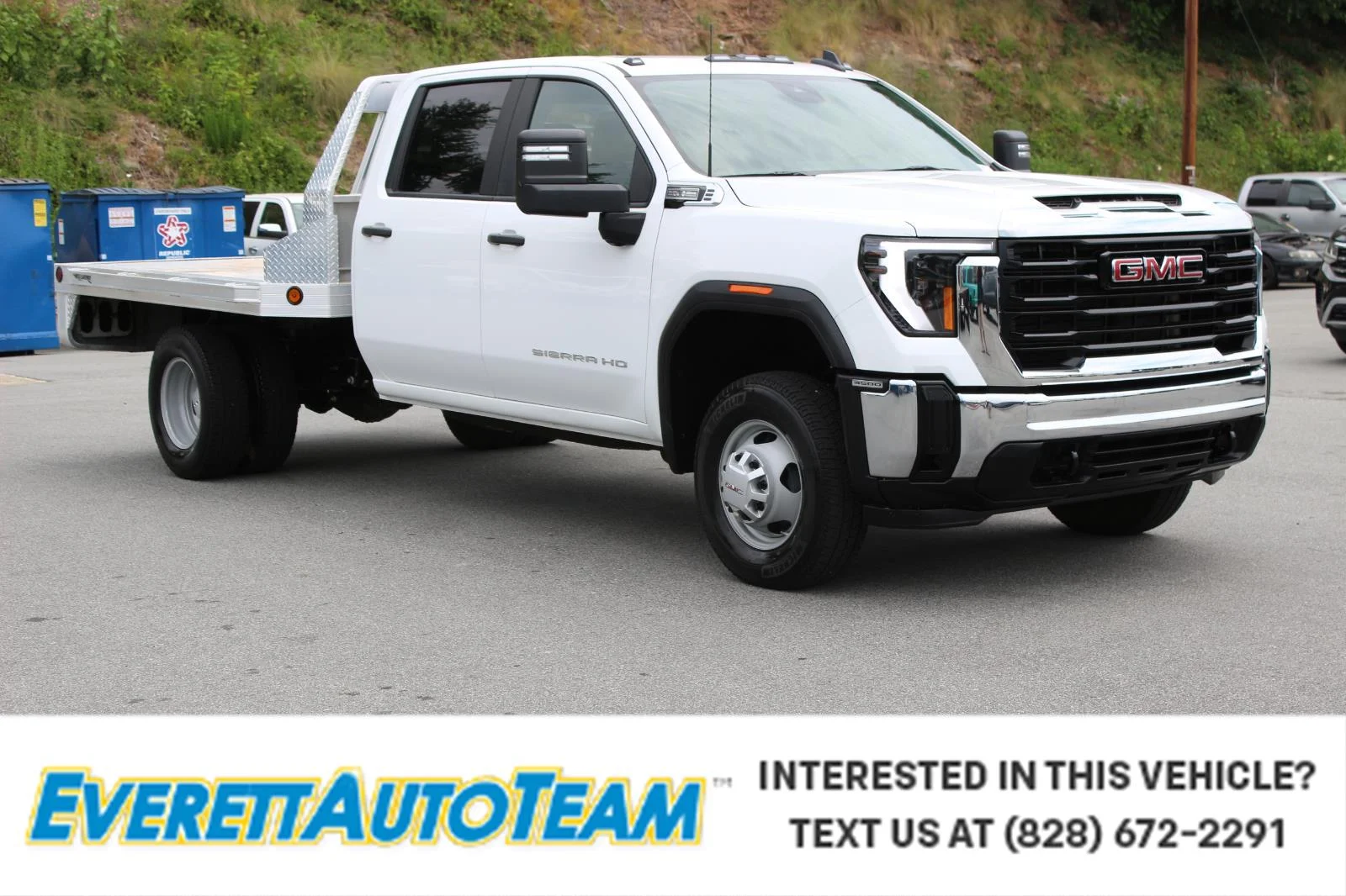Used 2025 Summit White GMC Pro image 1