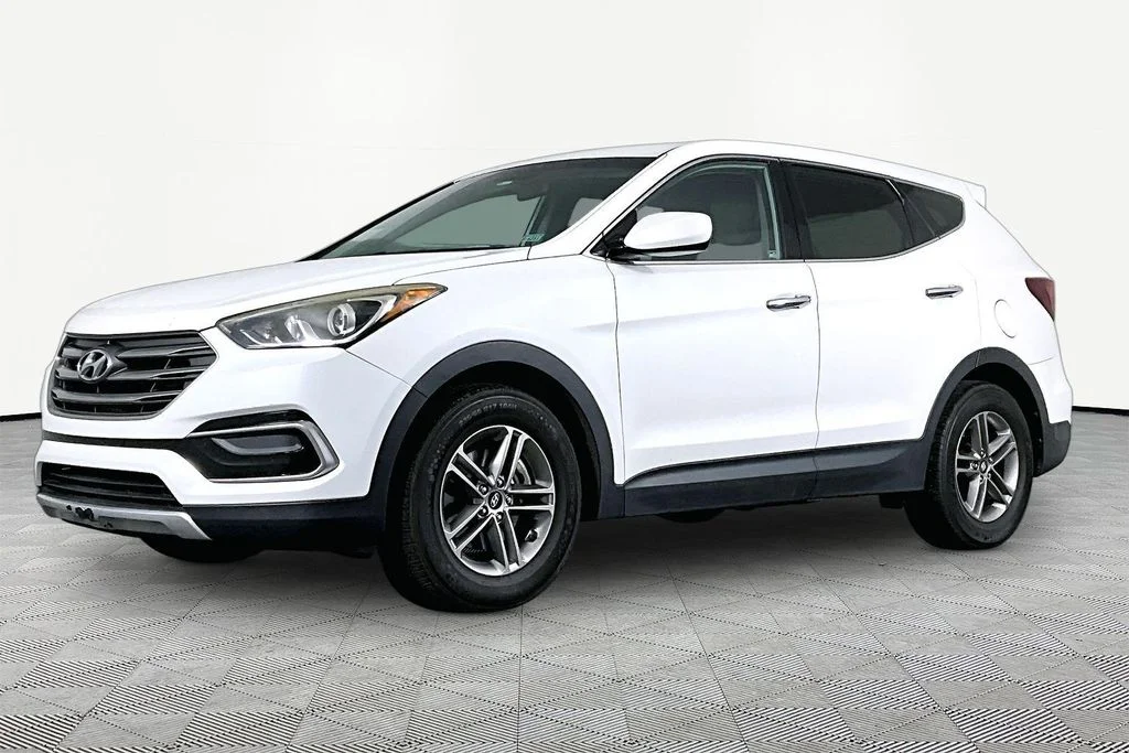 Used 2017 White Hyundai 2.4 Base image 1