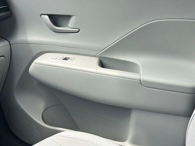 New 2026 Gray Hyundai SEL Sport FWD image 16