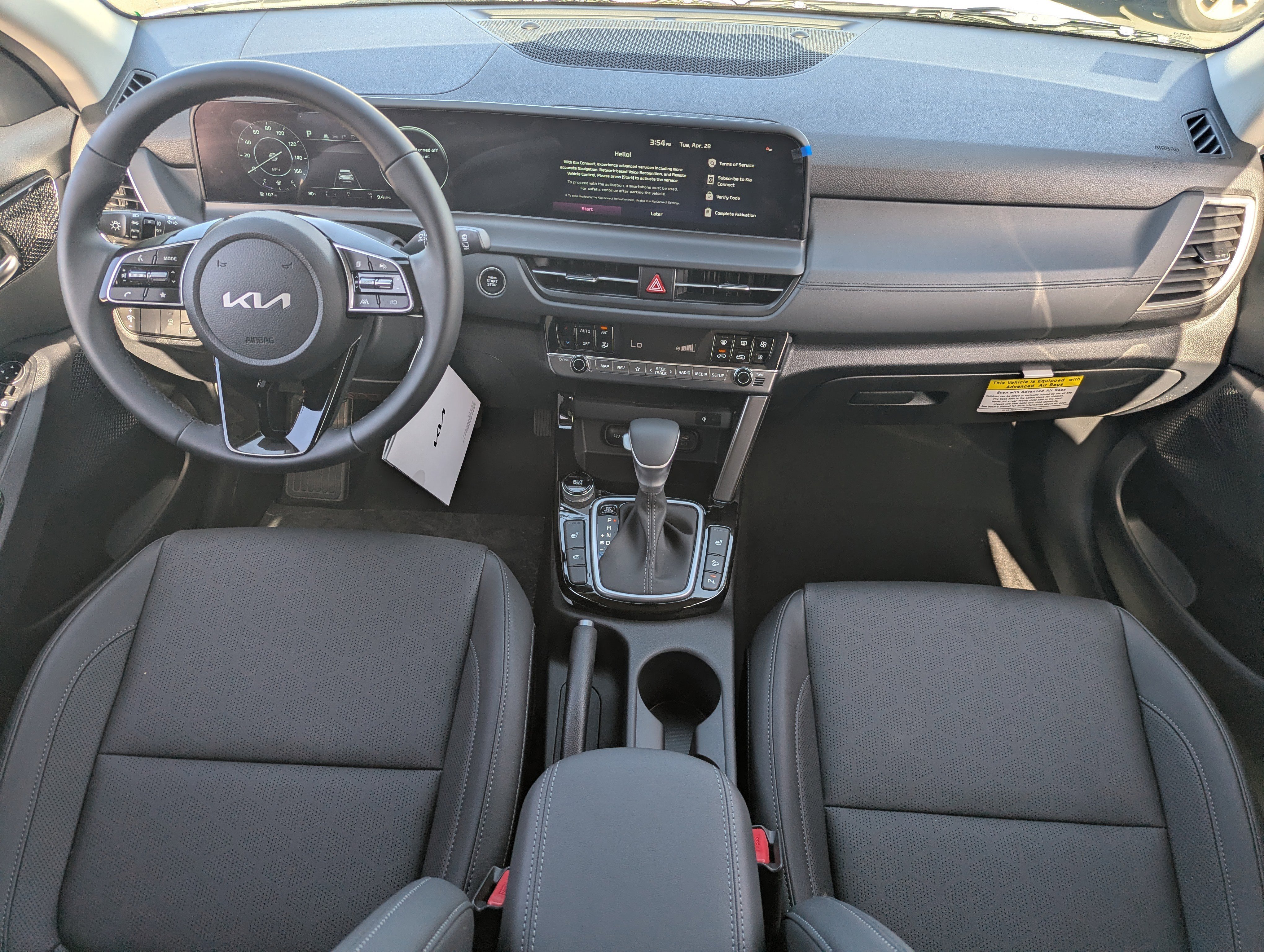 New 2026 Snow White Pearl Kia EX image 12