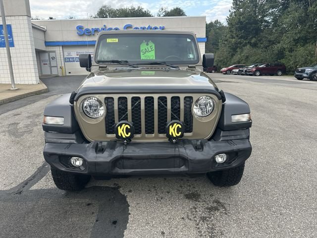 Used 2020 Gator Clearcoat Jeep Sport image 11