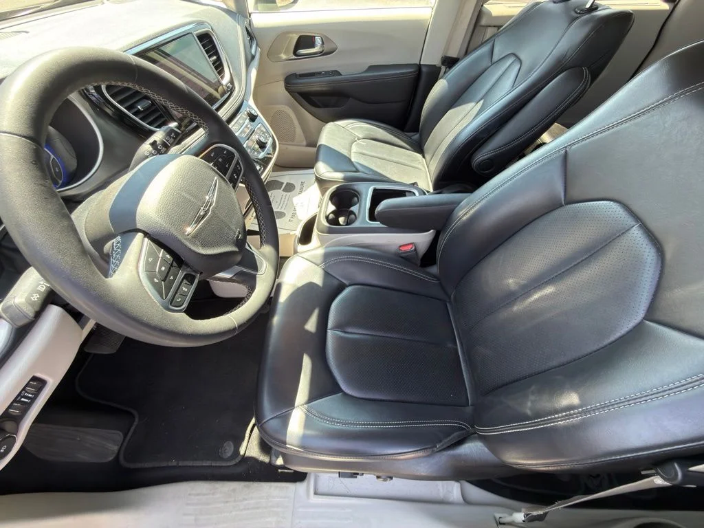 Certified Used 2023 Silver Chrysler Touring L image 10
