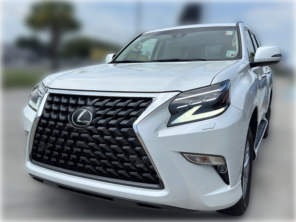 Used 2020 Starfire Pearl Lexus Base image 3