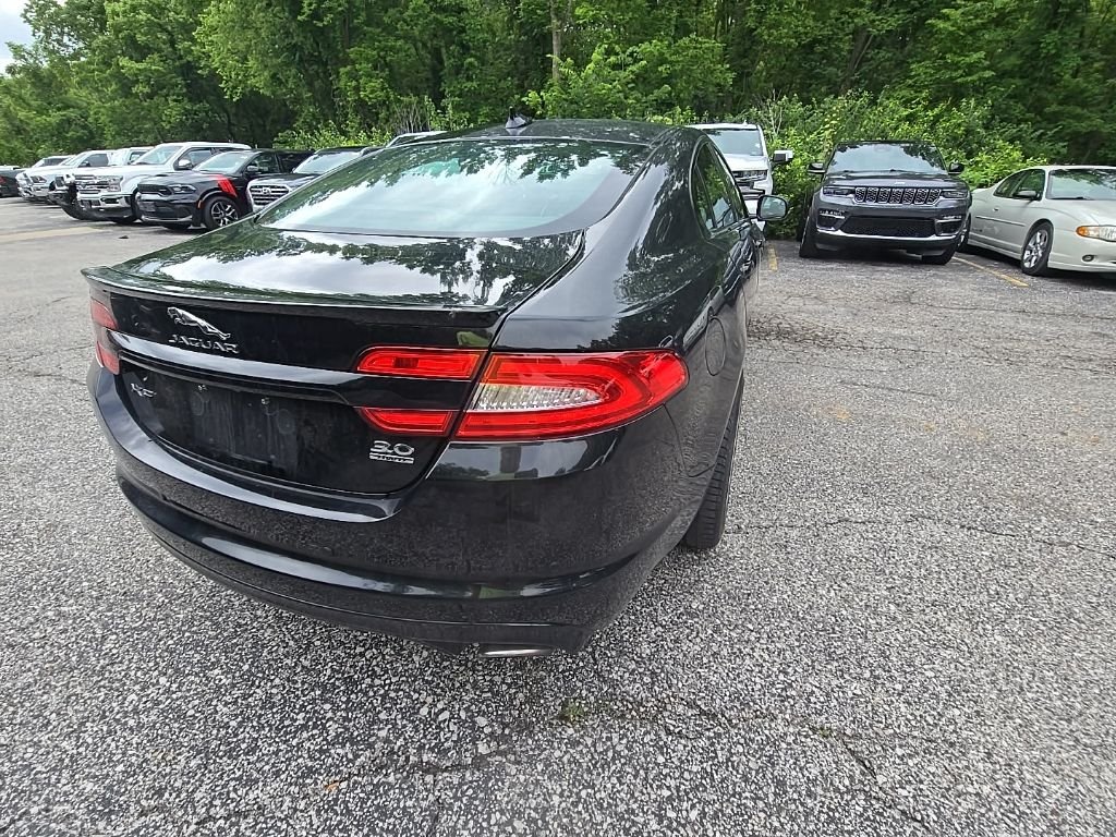 Used 2015  Jaguar 3.0 Sport image 9