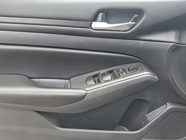 Used 2024 Gun Metallic Nissan 2.5 SV image 13