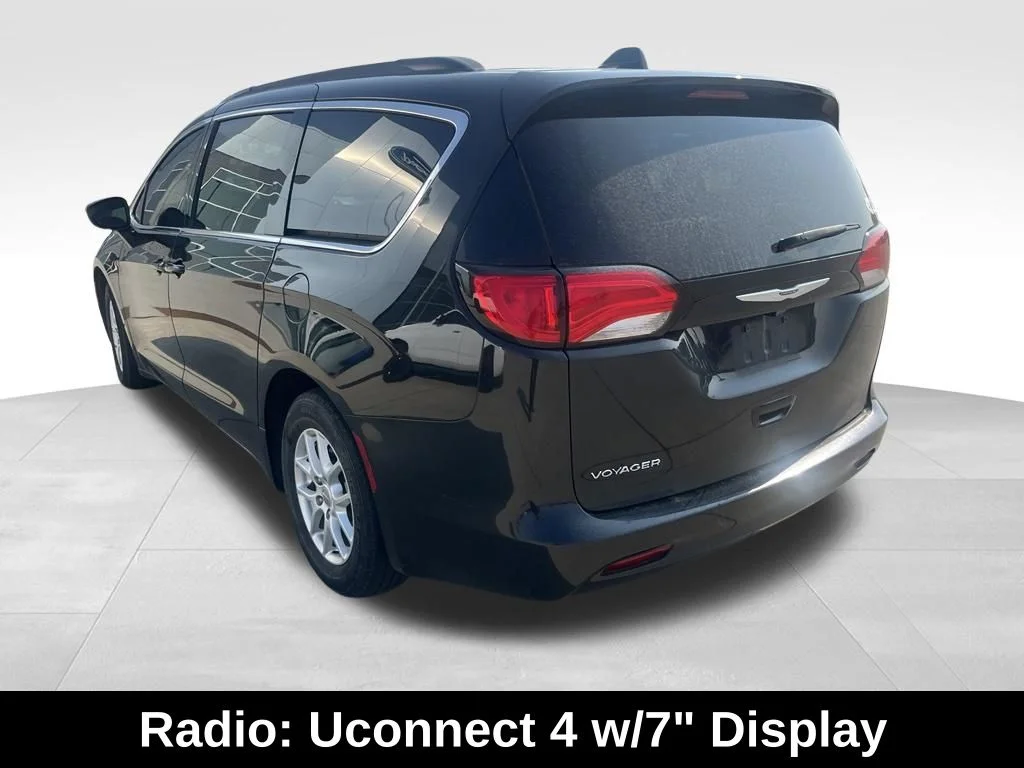 Used 2020 Black Chrysler LXI image 5