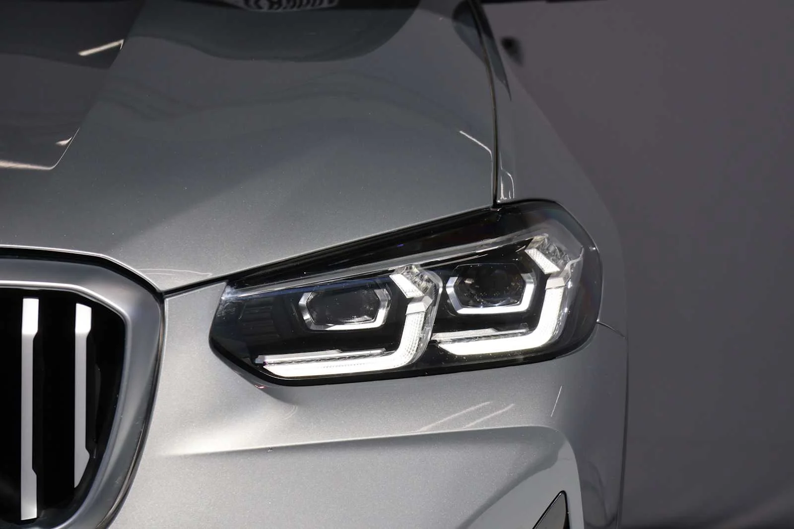 Certified Used 2023 Skyscraper Grey Metallic BMW sDrive30i image 4