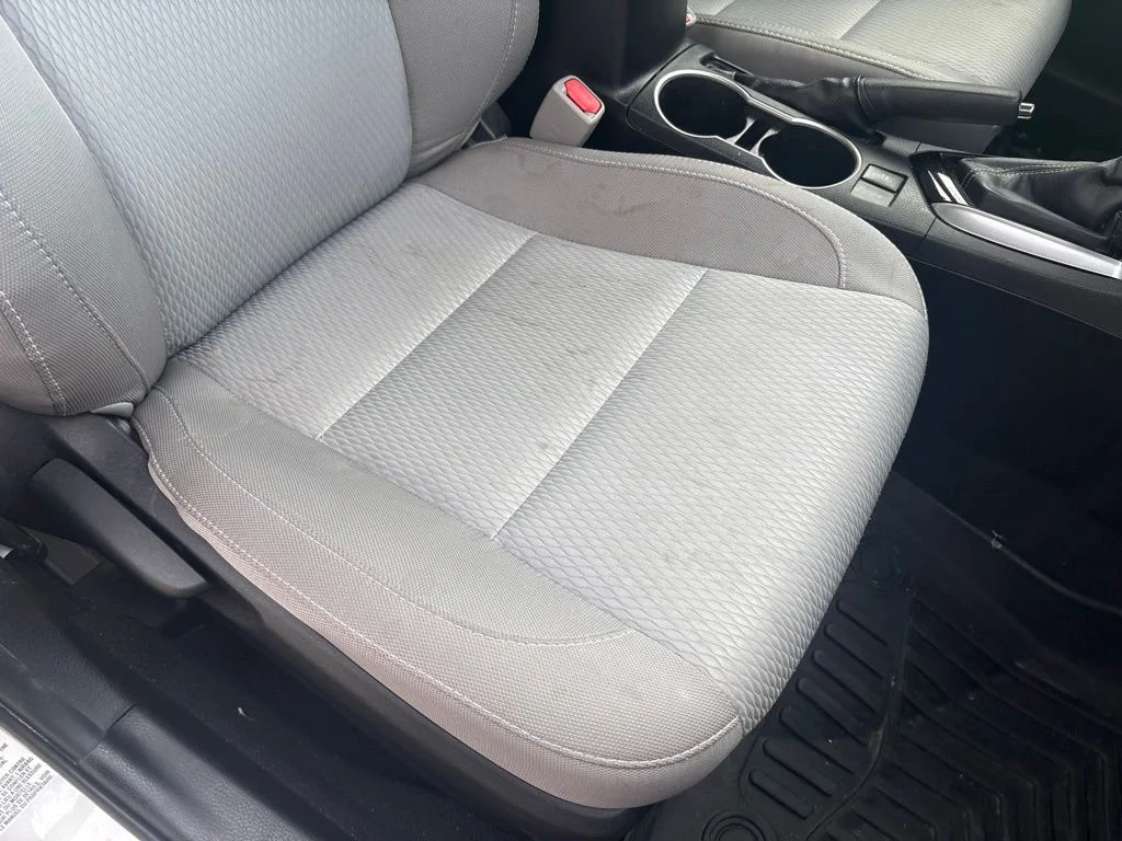 Used 2016 Silver Toyota LE image 25