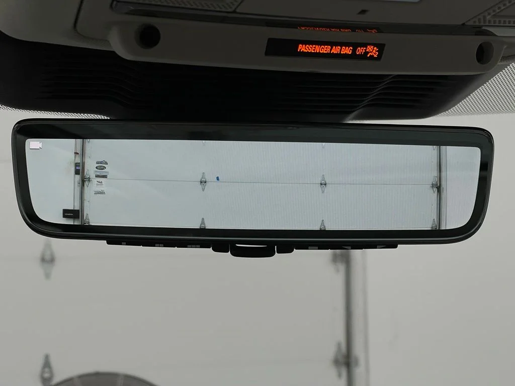 Used 2025 Varesine Blue Metallic Land Rover S image 7