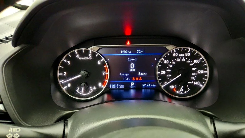 Used 2024 Brilliant Silver Metallic Nissan 2.5 SR Sedan w/ Premium Pkg feat. Moonroof image 15