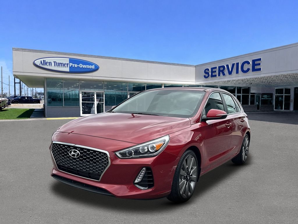 Used 2018 Red Hyundai Sport image 3