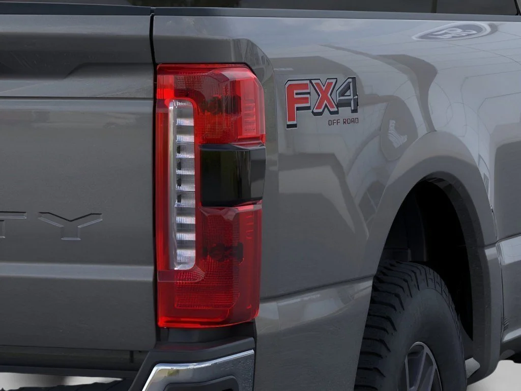 New 2026 Carbonized Gray Metallic Ford LARIAT image 24