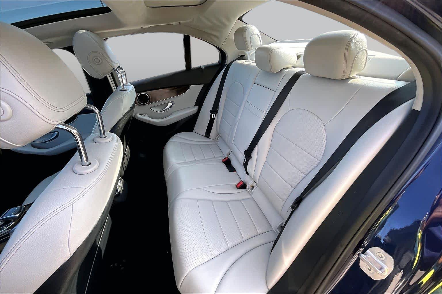 Used 2016 Lunar Blue Metallic Mercedes-Benz C 300 image 16