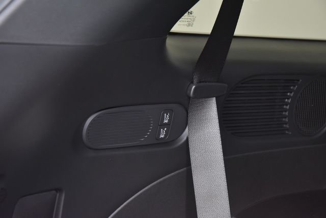 New 2026 Gray Hyundai SEL 8P image 24