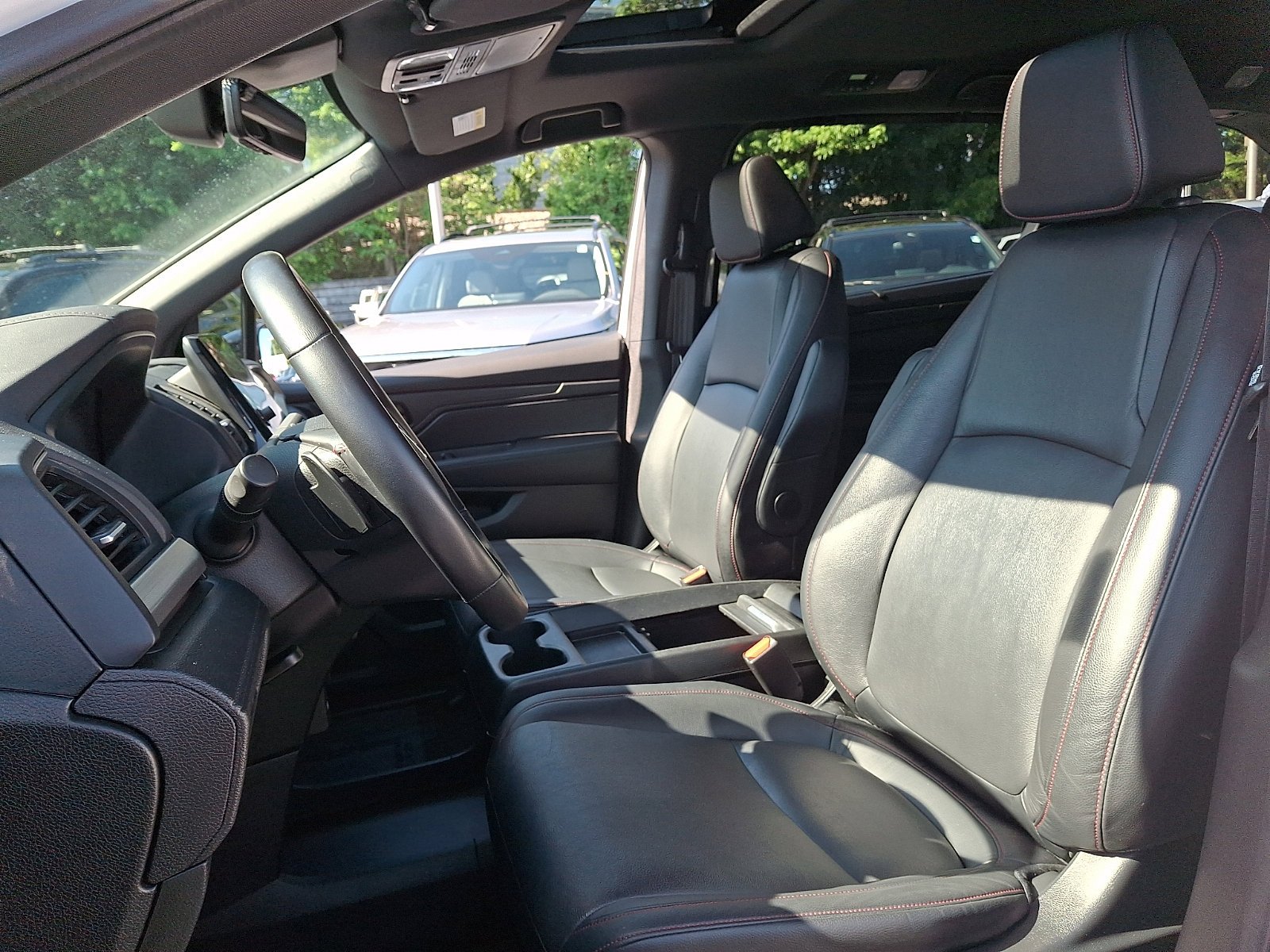 2024 Honda Odyssey SPORT - Photo 12
