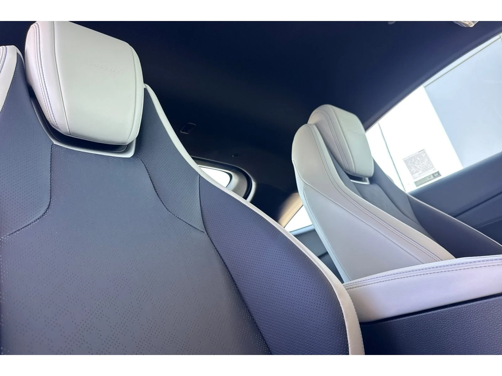 New 2026 Winter Frost Pearl Honda 2-Tone image 18