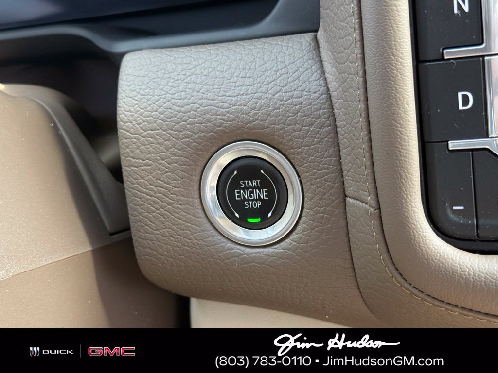 Used 2023 WHITE FROST TRICOAT GMC Denali image 33
