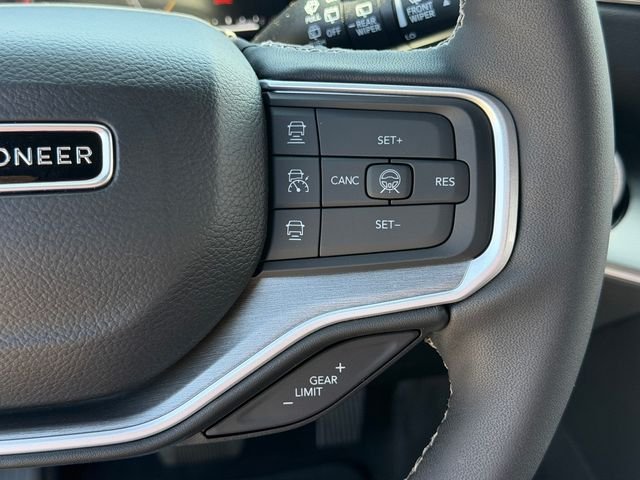 New 2026 Silver-Zynith Exterior Paint Jeep Limited Altitude image 26