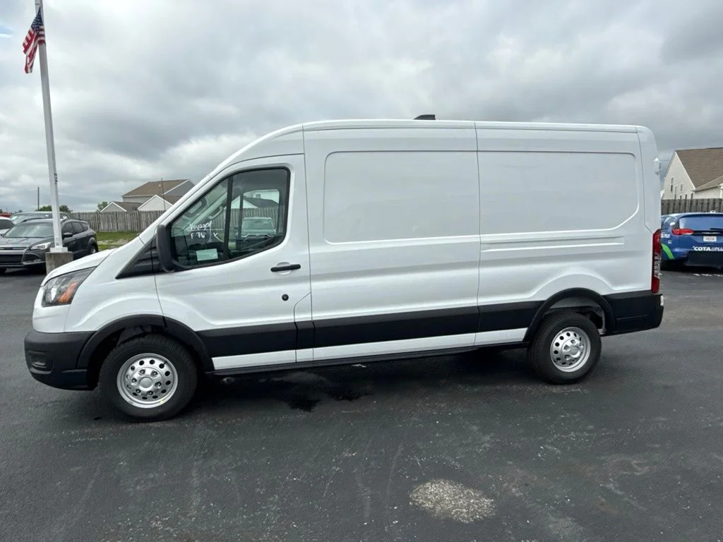 New 2026 Oxford White Ford Cargo Van image 6
