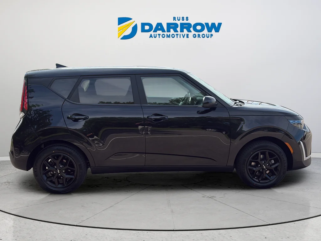 Used 2023 Black Kia LX image 6