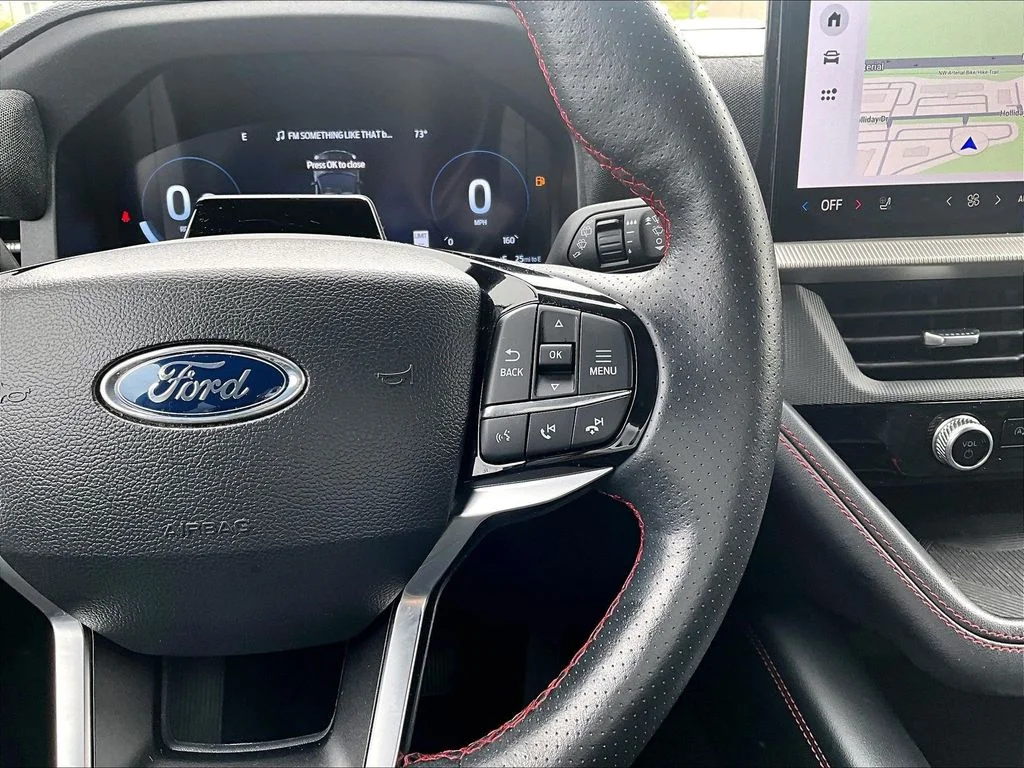 Used 2025 Gray Ford ST-Line image 15