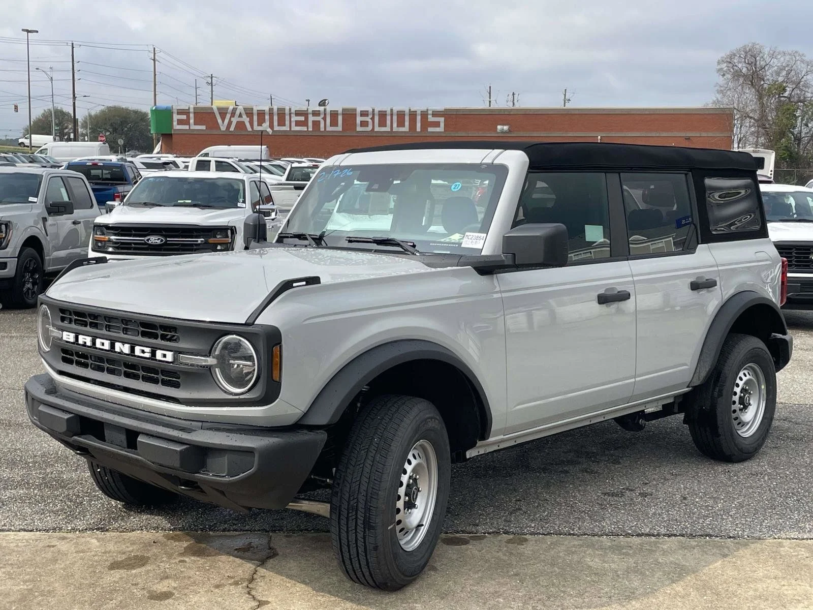 Used 2026 White Ford Base image 7