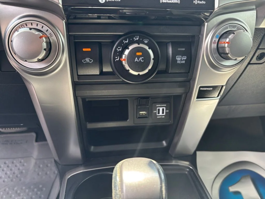 Used 2022 Silver Toyota SR5 Premium image 26