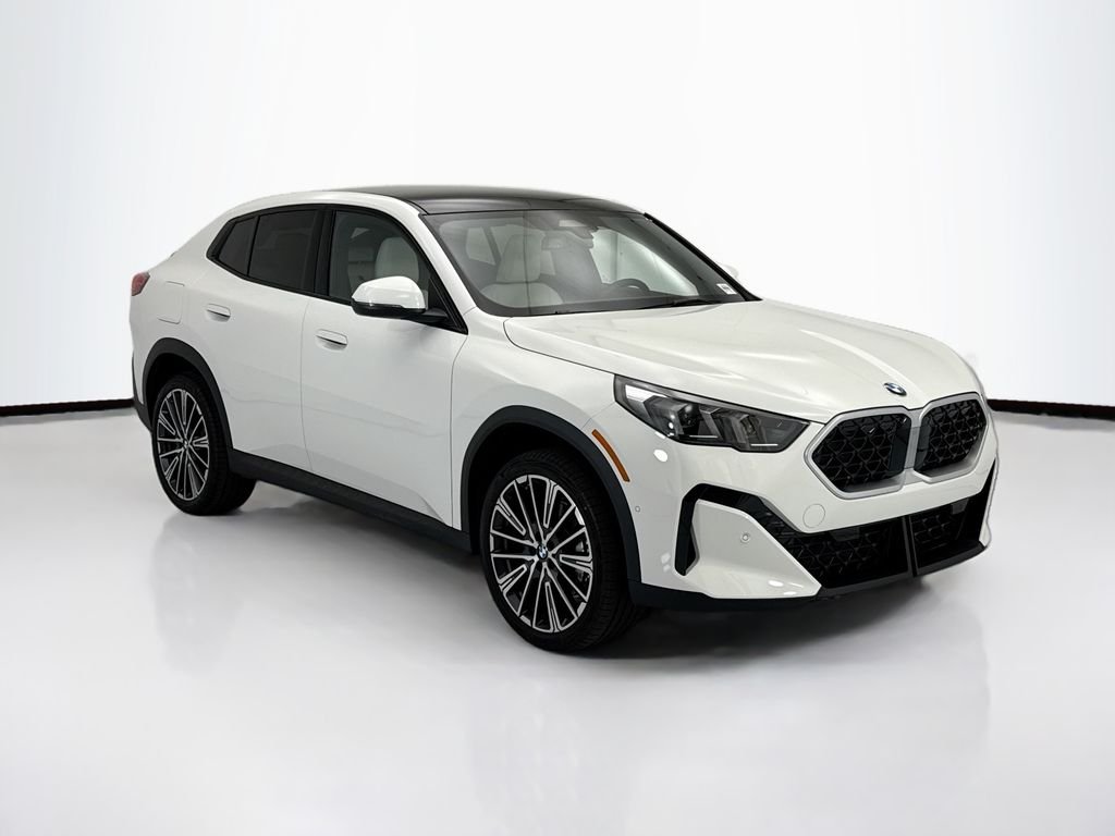 Used 2026 Alpine White BMW xDrive28i image 4