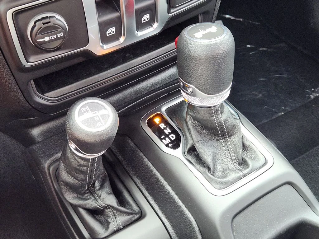 2026 Jeep Wrangler 2-Door Sport - Photo 15