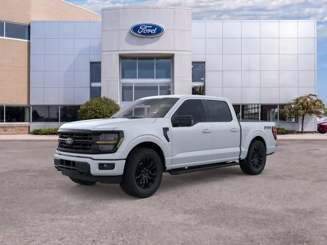 New 2026 Oxford White Ford XLT image 1