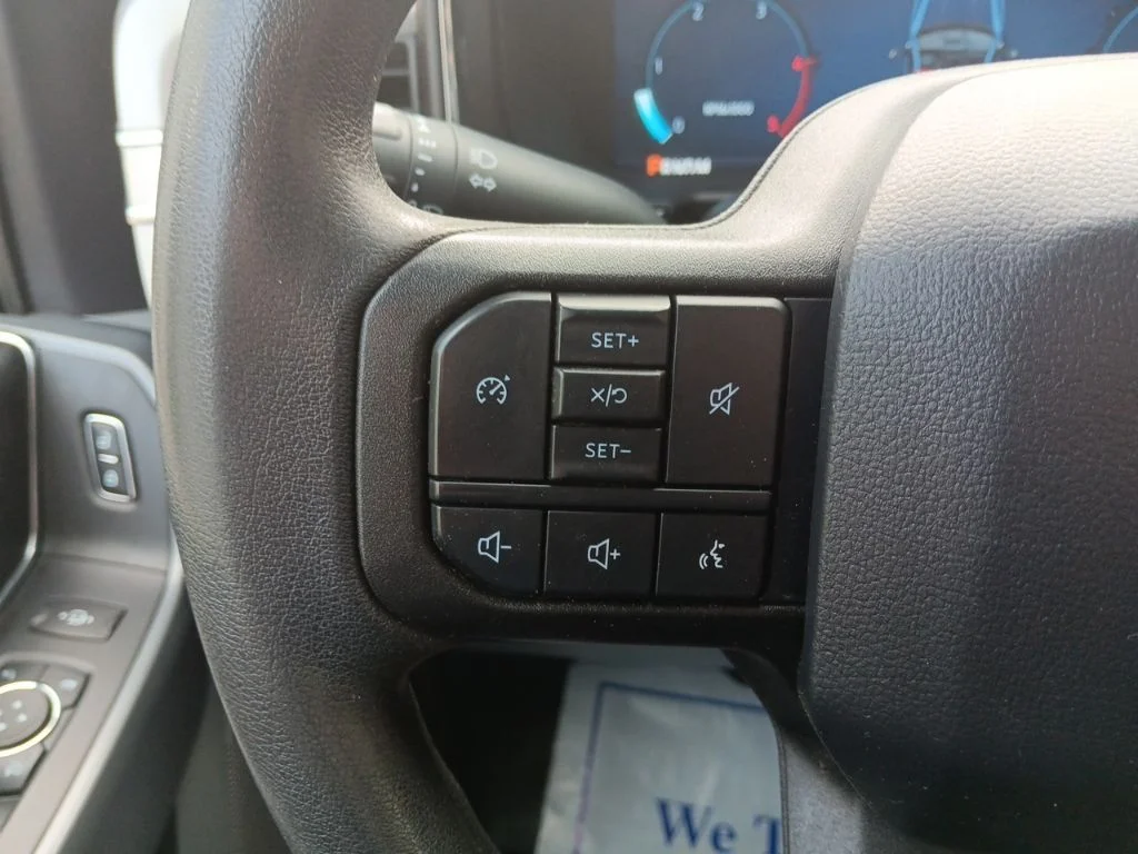 Used 2024 Oxford White Ford XLT image 19