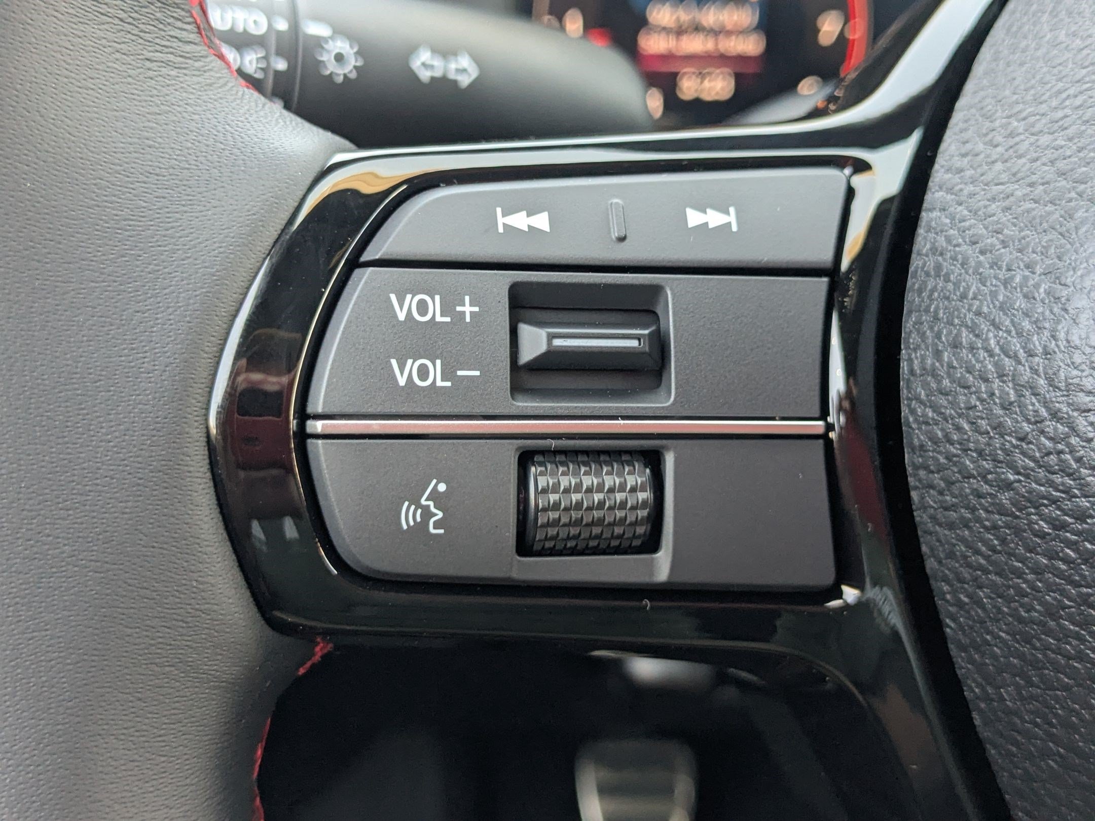 New 2026 Platinum White Pearl Honda Manual image 14