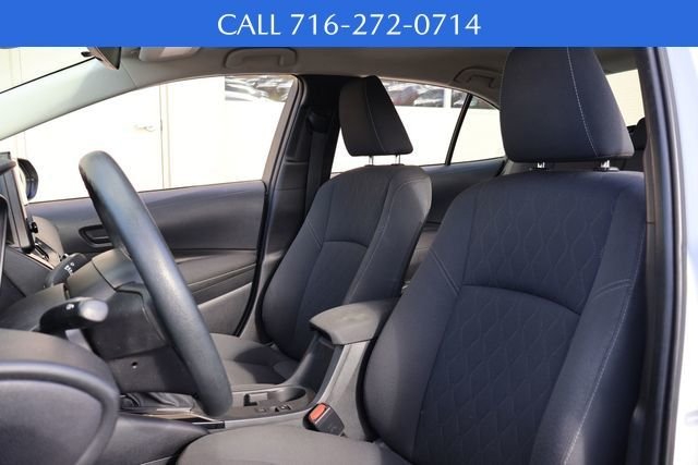 2023 Toyota Corolla LE photo 3