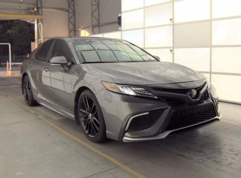Used 2022 Predawn Gray Mica Toyota XSE image 5