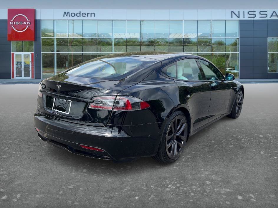 Used 2021 Solid Black Tesla Long Range image 5