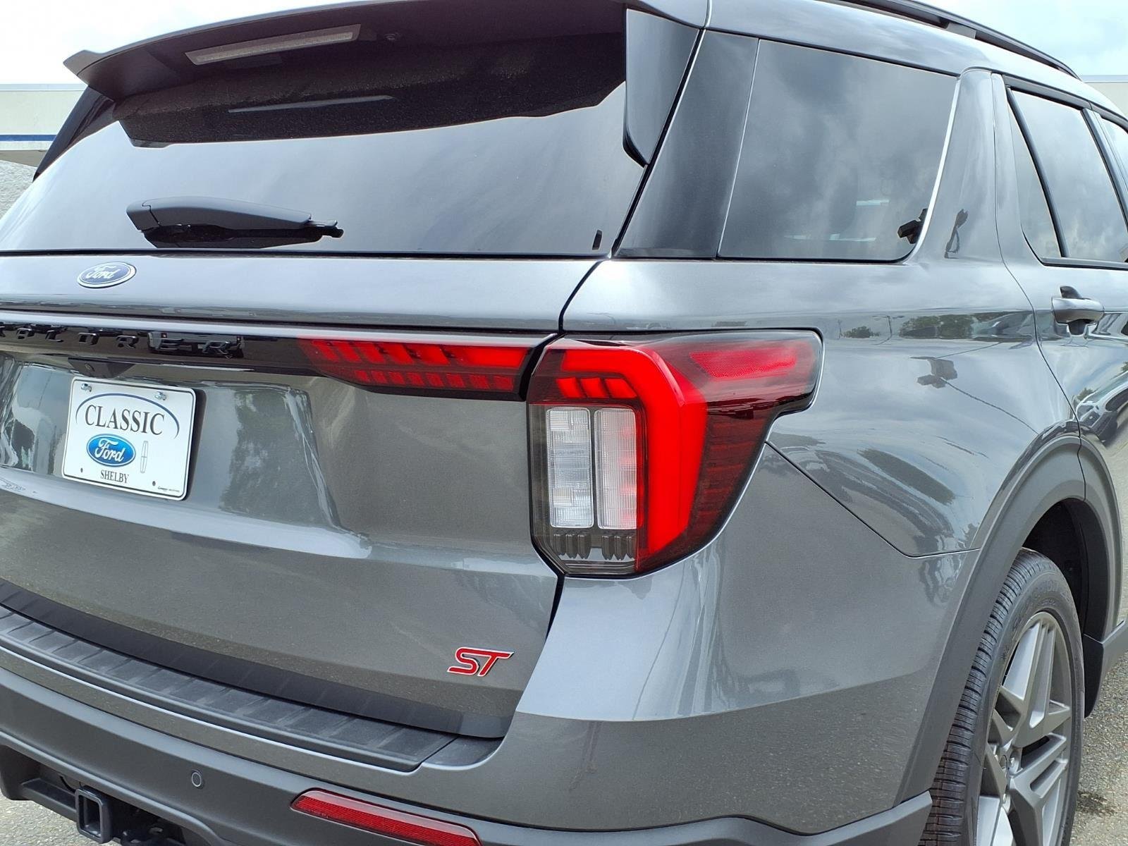 New 2026 Carbonized Gray Metallic Ford ST image 18