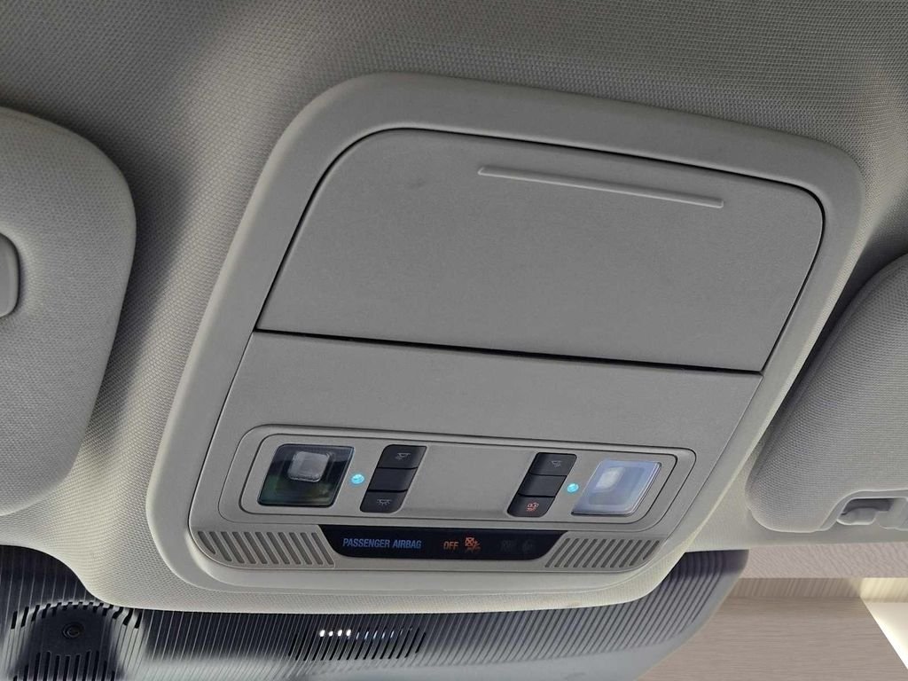 Used 2025 White Ford Active image 30