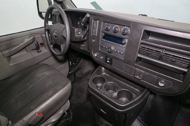 Used 2023 White GMC Work Van image 17