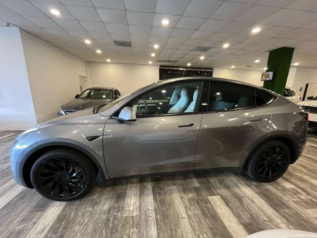 Used 2025 Gray Tesla Long Range image 3