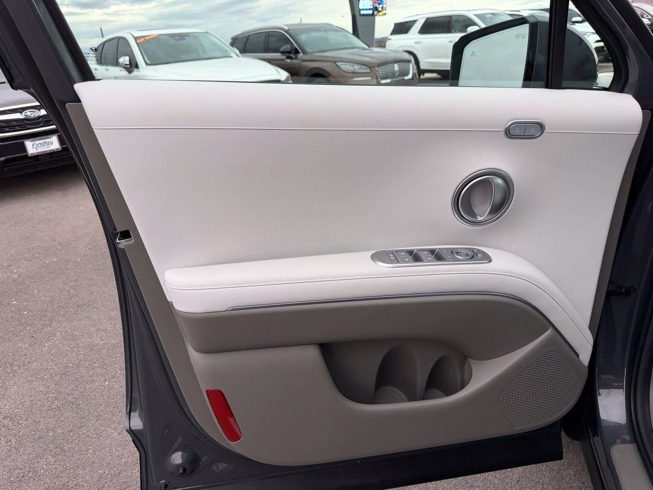 New 2027 Gray Hyundai Limited image 33