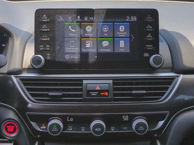 Used 2021  Honda Sport image 12