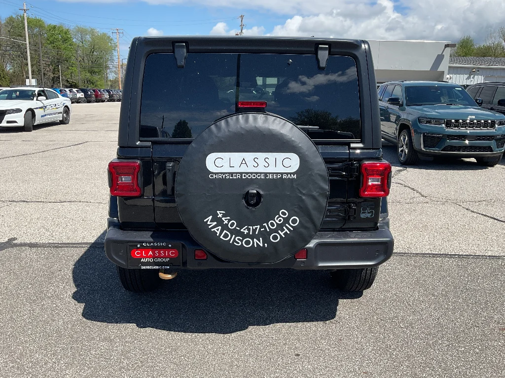 New 2026 Black Clearcoat Jeep 85th Anniversary image 7