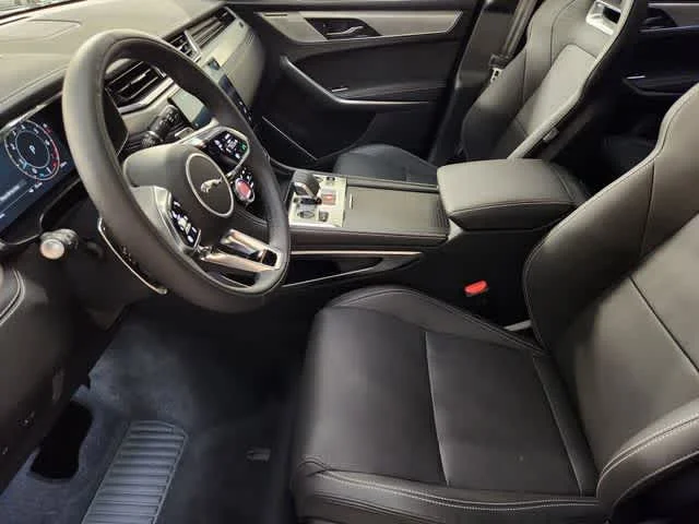 2026 Jaguar F-Pace R-Dynamic S - Photo 14