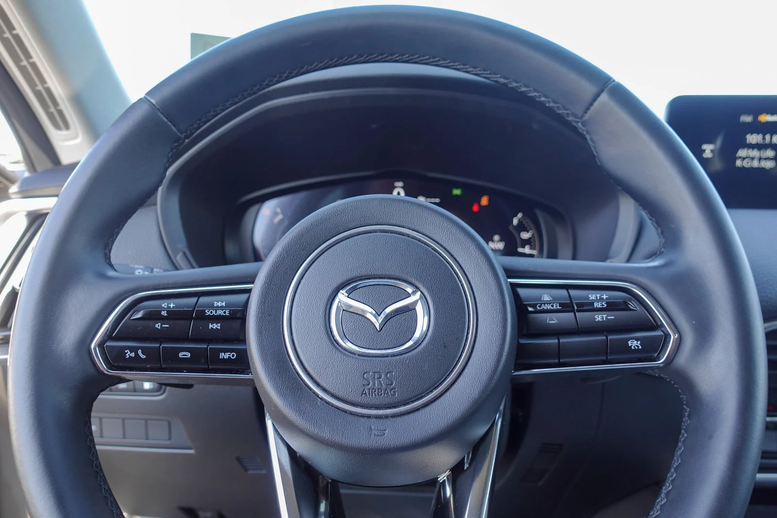 Certified Used 2024 Platinum Quartz Mazda Preferred image 19