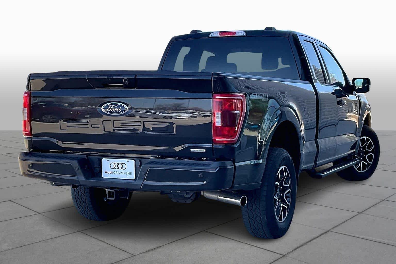 Used 2023 Agate Black Metallic Ford XLT image 22
