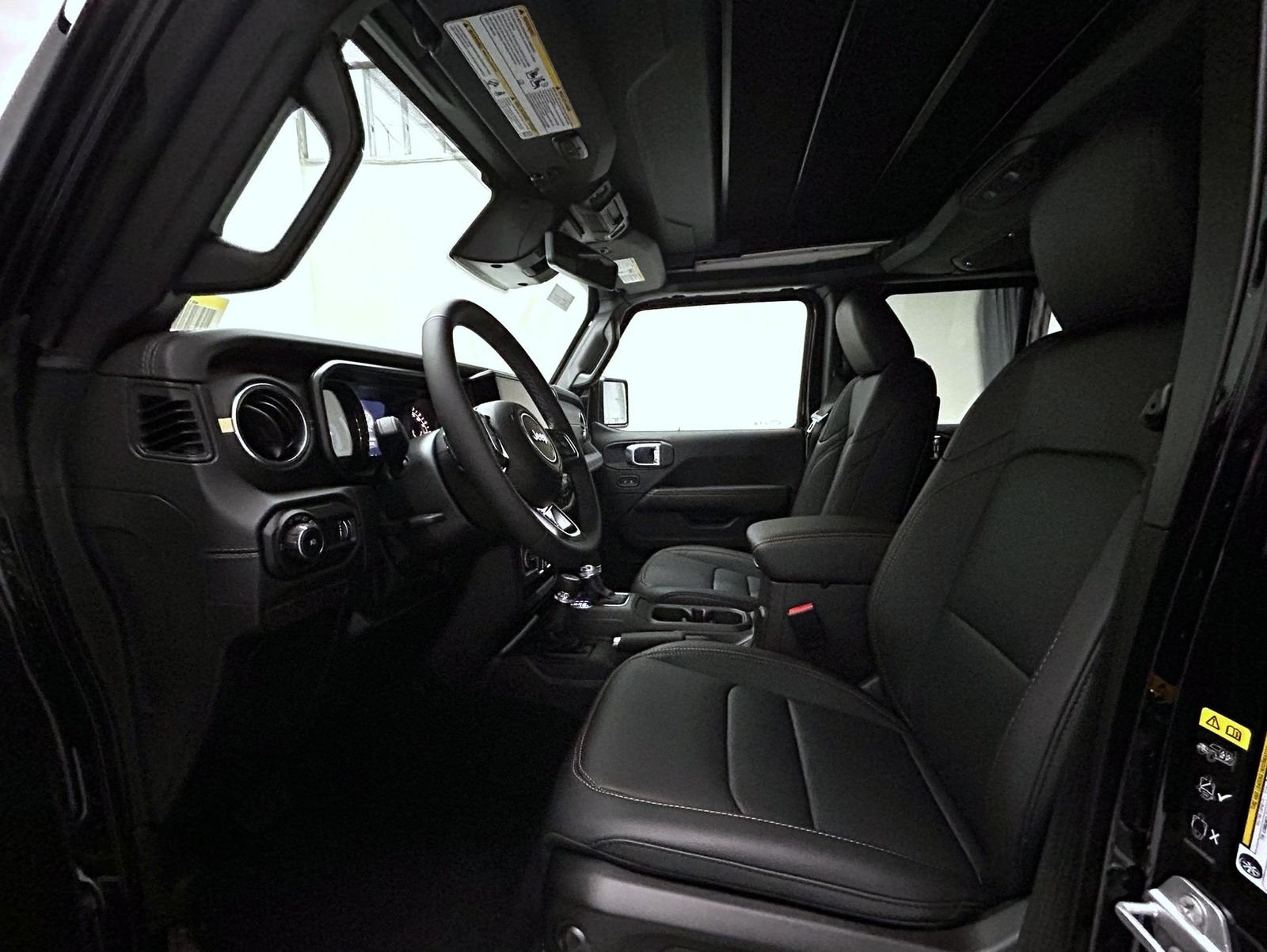 New 2027 Black Clear-Coat Paint Jeep Sahara image 10
